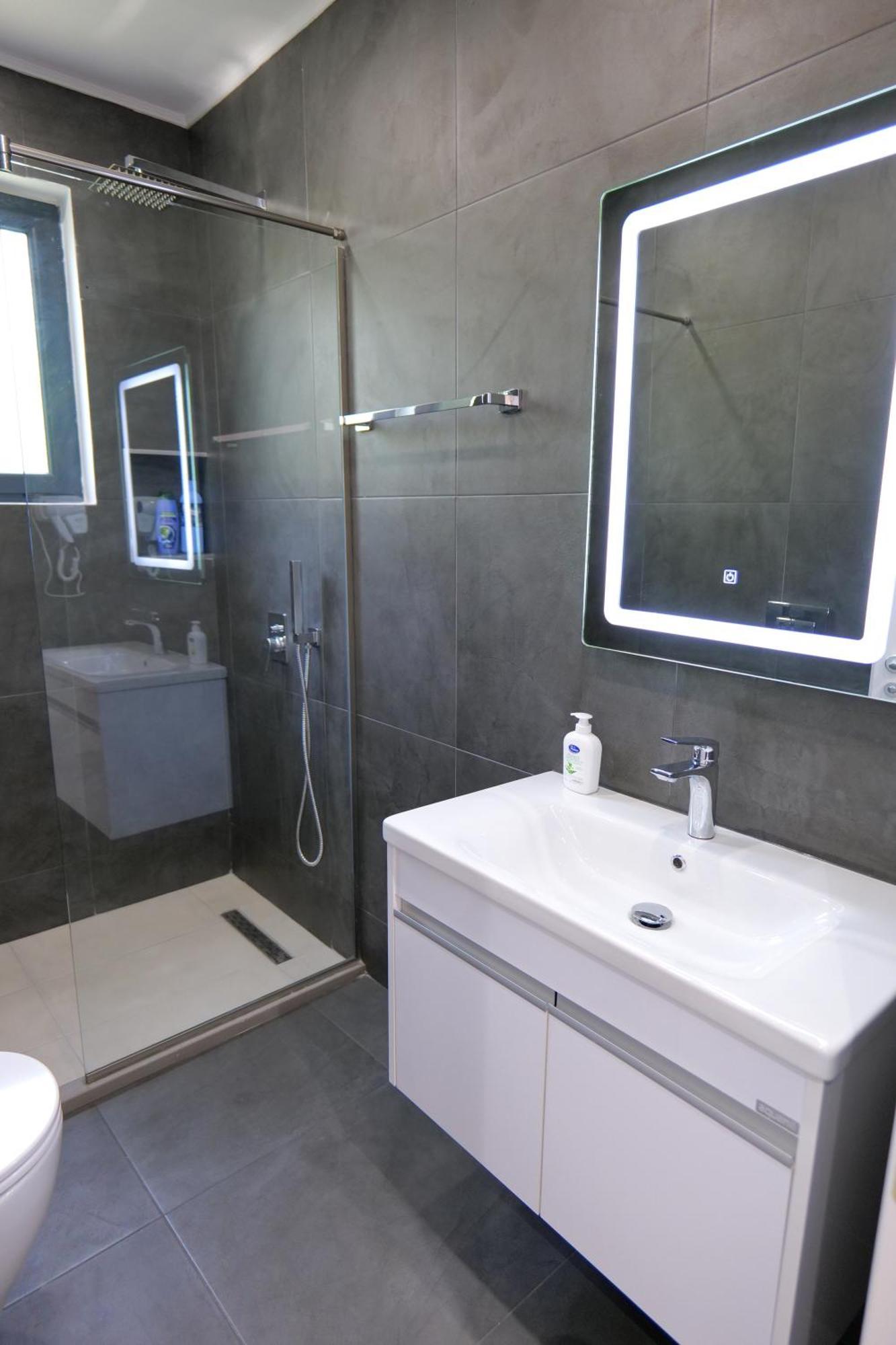Hotel Celaj Vlorë Extérieur photo