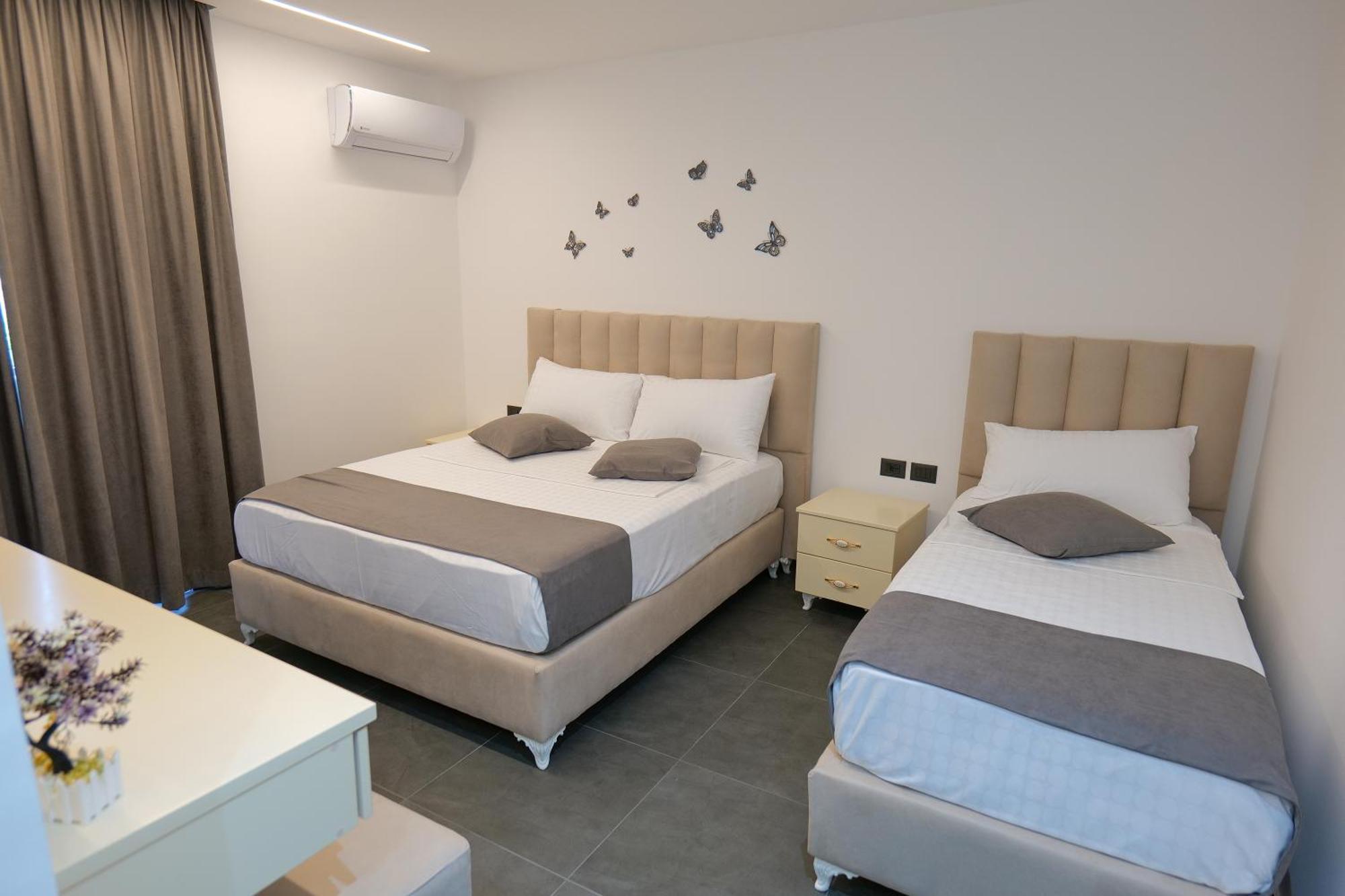 Hotel Celaj Vlorë Extérieur photo