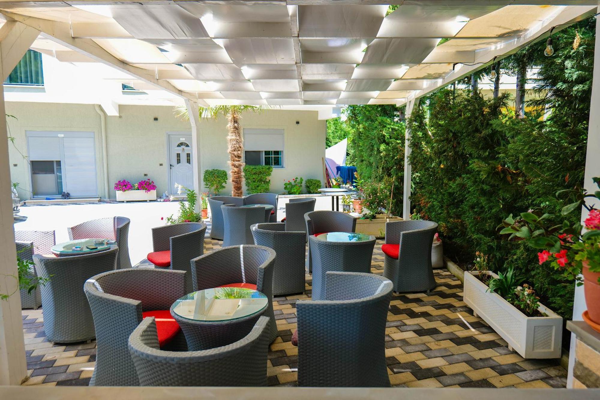 Hotel Celaj Vlorë Extérieur photo