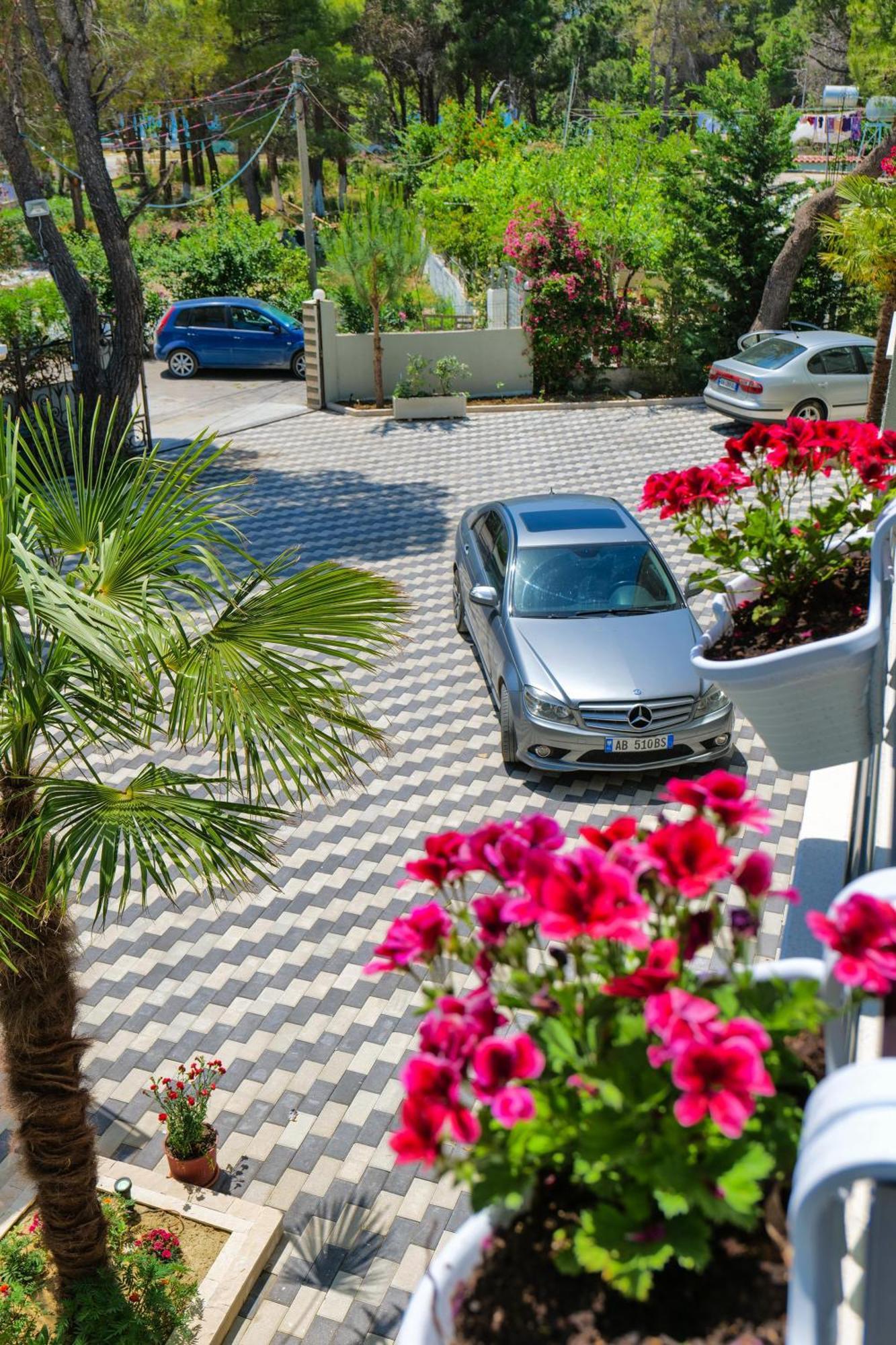 Hotel Celaj Vlorë Extérieur photo