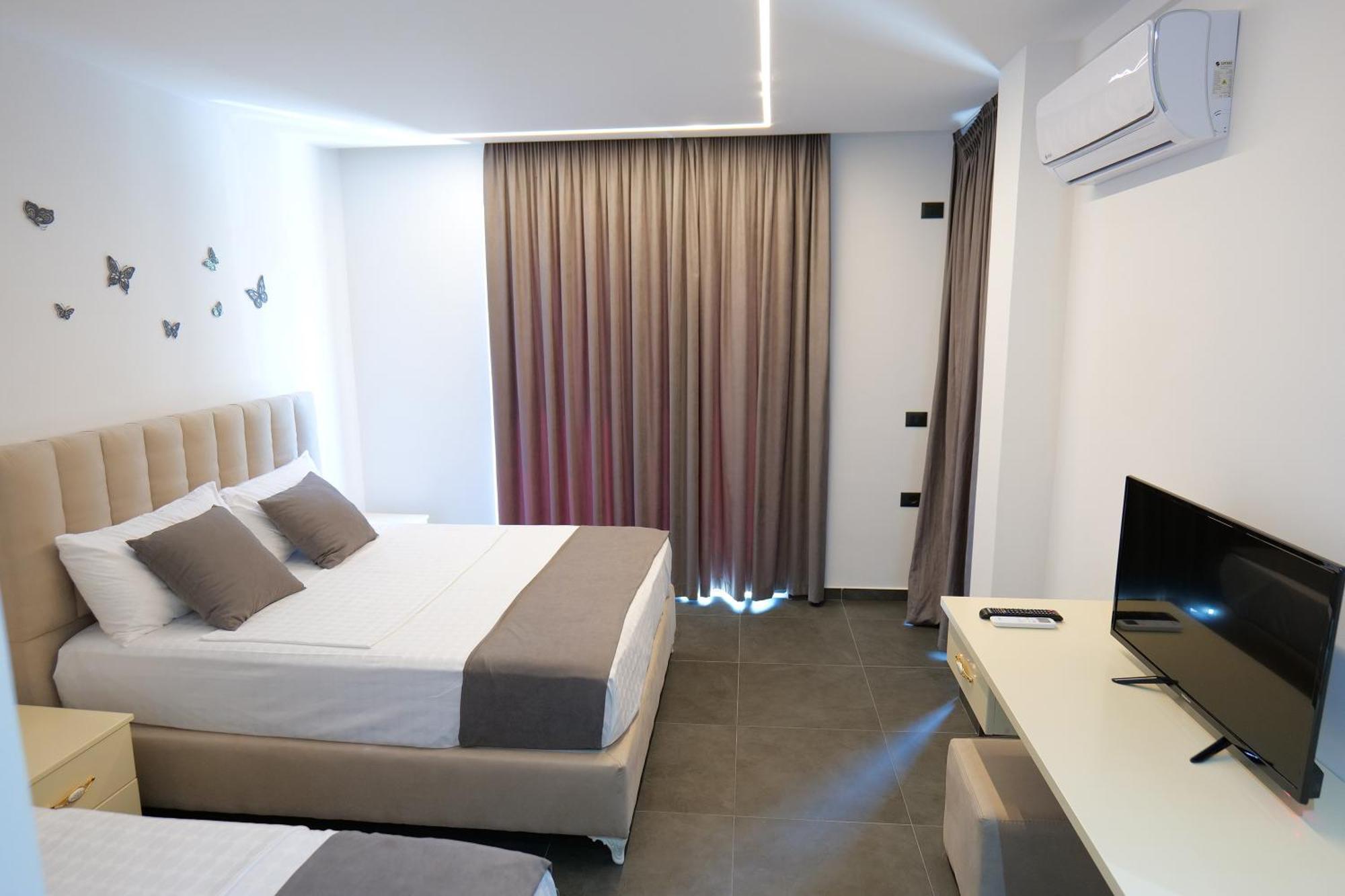 Hotel Celaj Vlorë Extérieur photo