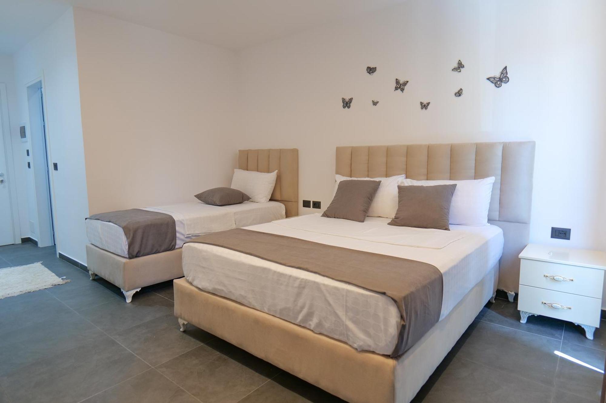 Hotel Celaj Vlorë Extérieur photo