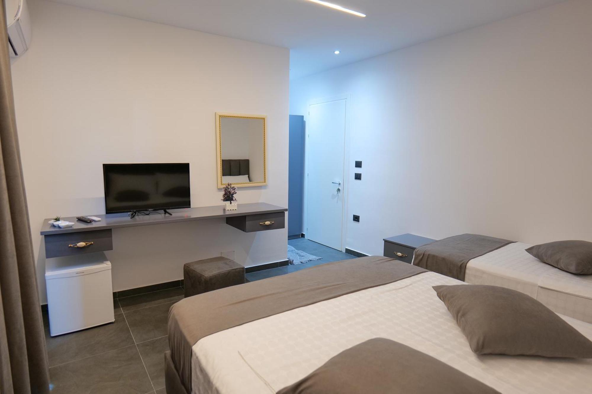 Hotel Celaj Vlorë Extérieur photo