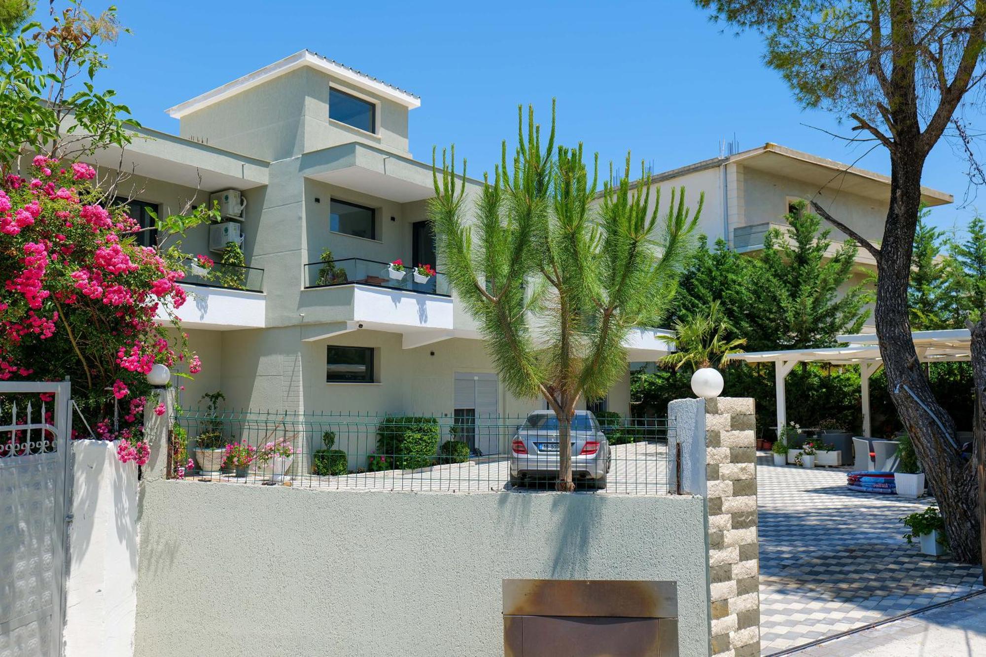 Hotel Celaj Vlorë Extérieur photo
